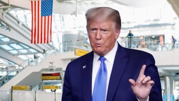 Oficial | Estados Unidos no dejará ingresar ni salir del país a todos los ciudadanos y extranjeros que postergaron este trámite con su pasaporte