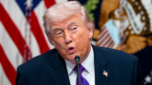 Donald Trump volvió a apuntar contra Pedro Sánchez: “España es una perdedora”