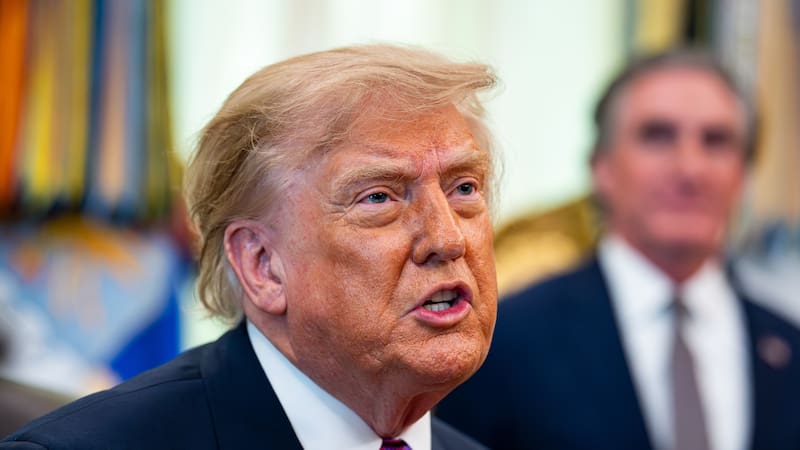 US President Donald Trump speaks to members of the media after signing an executive order in the Oval Office of the White House in Washington, DC, US, on Thursday, Aug. 27, 2026. Trump announced he was moving to rename Lake Ontario as Lake America, escalating his clash with Canada after trade negotiations between the two nations collapsed. Photographer: Al Drago/The Washington Post/Bloomberg
