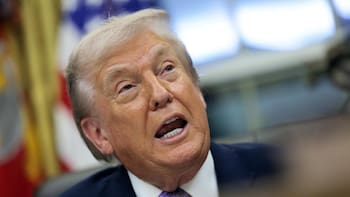 Confirmado por Trump | Estados Unidos prohíbe renovar pasaportes y suspende el trámite a extranjeros que no realicen este trámite