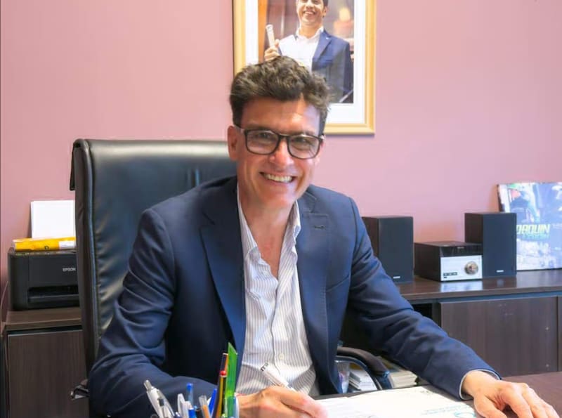 Dr. Mariano Carrillo
