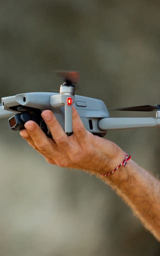 Confirmado | El Gobierno impondrá sanciones de hasta $20 millones por volar drones de esta manera