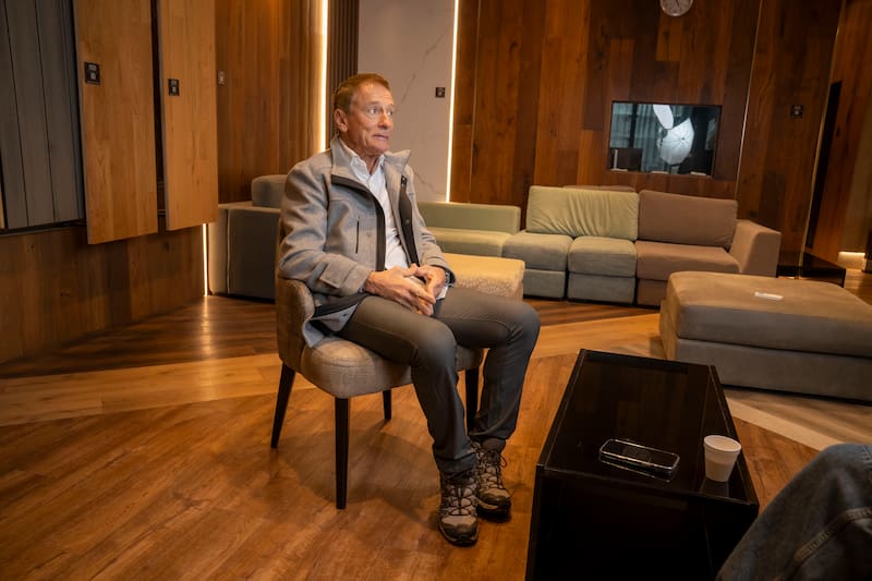 Daniel Saramaga (Patagonia Flooring)