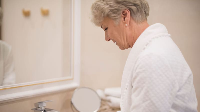 Mayores de 65 años: por qué recomiendan no bañarse todos los días y cómo puede afectar a la salud. Foto (Archivo)