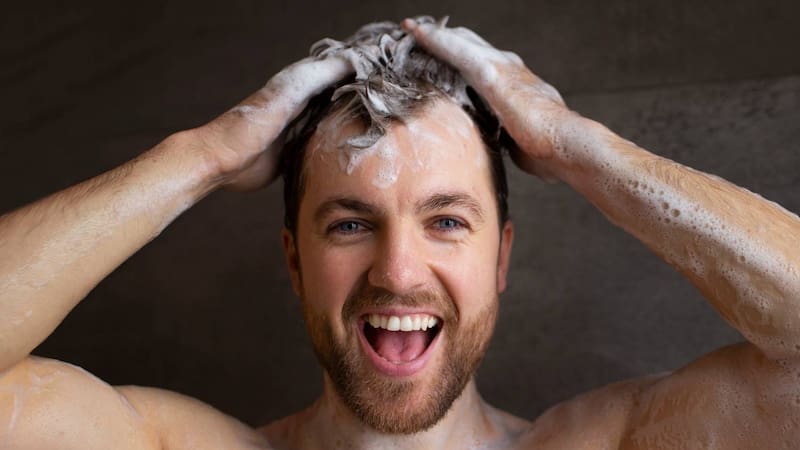 El contacto con agua fría mostró efectos positivos inmediatos en el estado emocional de los participantes. (Foto: archivo)