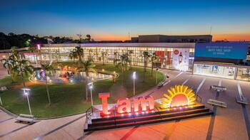 El dueño del Duty Free de Iguazú debe pedir permiso a la Justicia cada vez que quiere salir del país