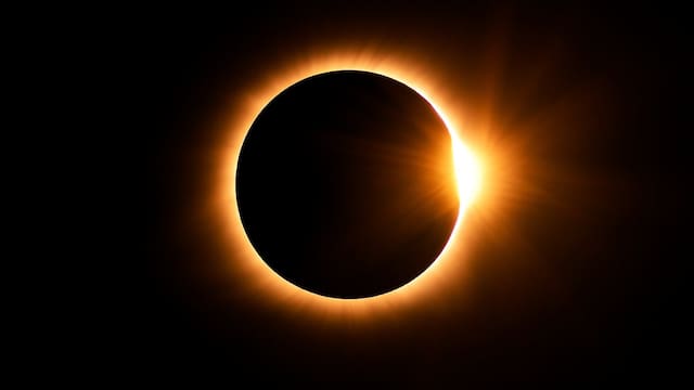 Se acerca el eclipse más extenso de la historia: cuándo y dónde se podrá apreciar este fenómeno astronómico único