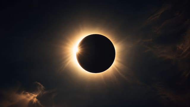 Llega el eclipse solar más largo del siglo: el día se convertirá en noche y no se repetirá en 157 años