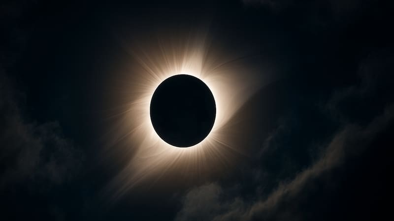 El eclipse más largo del siglo está cada vez más cerca: más de 10 países quedarán atrapados por la oscuridad.