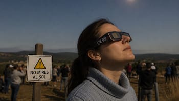 Llega el eclipse más largo del siglo | Exigen retirar seis modelos de gafas por riesgo de lesiones oculares en el evento más esperado