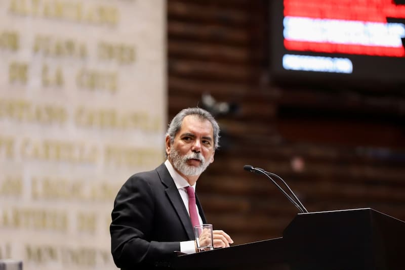 El secretario de Hacienda, Edgar Amador Zamora, compareció ante el Congreso de la Unión, como parte de la Glosa del Segundo Informe de Gobierno.