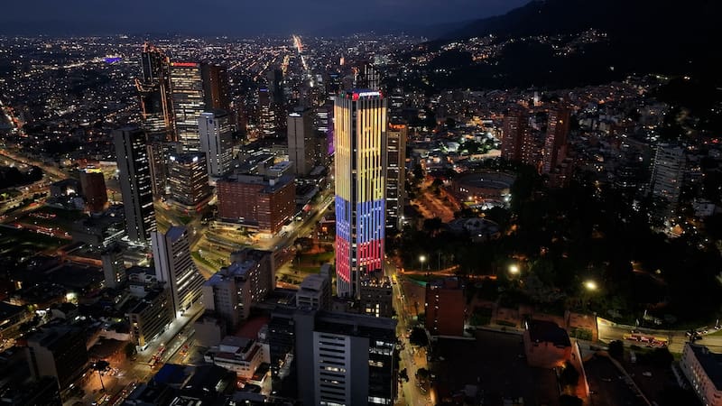 Bogotá se posiciona como la ciudad más competitiva de América latina en costos para oficinas corporativas premium.