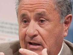 Duhalde, Verbitsky y otros 30 involucrados en el Vacunatorio VIP, a un paso de la declaración indagatoria