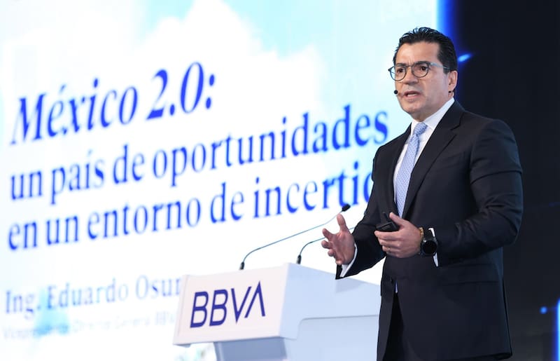 Eduardo Osuna Osuna, Director General de BBVA México, abordó oportunidades y retos para el país.