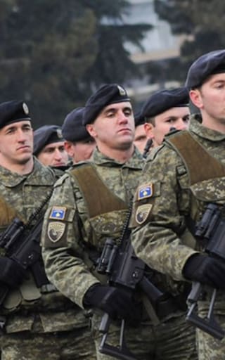 La Tercera Guerra Mundial está cerca: este país prepara el ejército más temido de Europa y se rearma con submarinos nucleares mortales