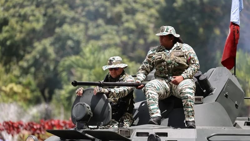 Las Fuerzas Armadas de Venezuela lanzaron un ultimátum a Trump y exigieron la liberación de Maduro: “Fue secuestrado”.