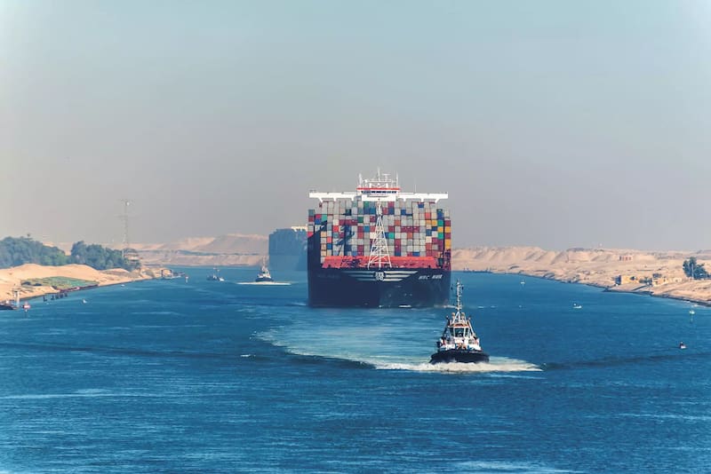 El Canal de Suez, una ruta estratégica para el comercio y la energía