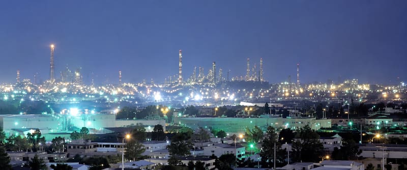 El complejo industrial levantado en el desierto que se convirtió en una de las mayores ciudades fabriles del planeta