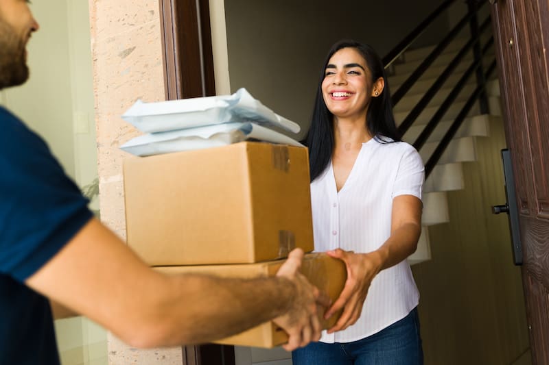 El dato más importante para gestionar una compra internacional es el código de seguimiento del envío. (Foto: Shutterstock)