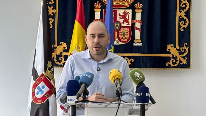 Renuncia el delegado del Gobierno en Ceuta, Miguel Ángel Pérez Triano, dos meses después de la entrada masiva de migrantes.