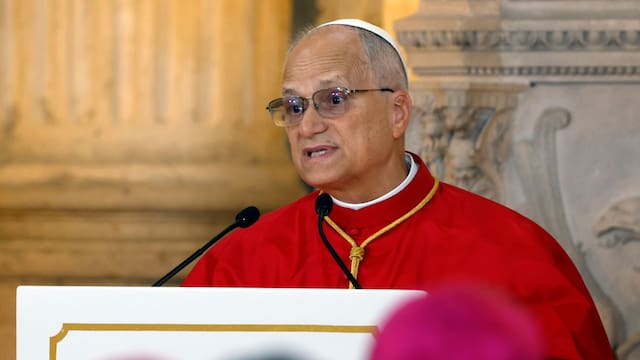 El papa León XIV recibe a Díaz Ayuso en una audiencia privada en la Nunciatura de Madrid: “Los inmigrantes merecen solidaridad”