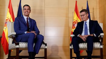 El PSOE cae casi 5 puntos en las encuestas y el PP reduce la distancia tras los últimos escándalos políticos