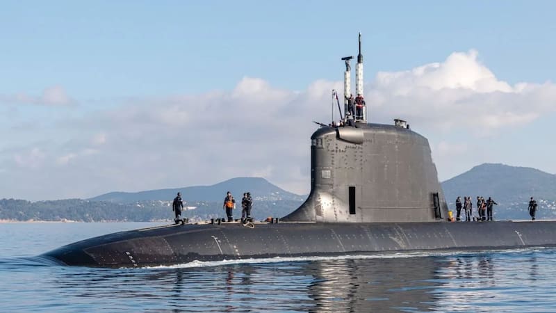 El ejército más temido del mundo estrenará un nuevo submarino de ataque nuclear y planea dominar las profundidades del océano
Fuente: Zona Militar