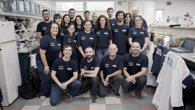 El equipo que realizó el avance. (foto: The Nippon Foundation-Nekton Ocean Census/Schmidt Ocean Institute)