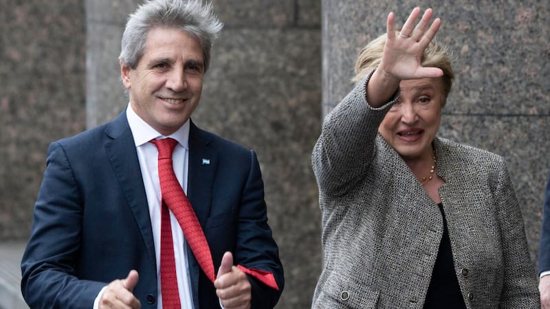 El Gobierno acordó con el FMI alcanzar un superávit primario equivalente al 1,4% del PBI en 2026