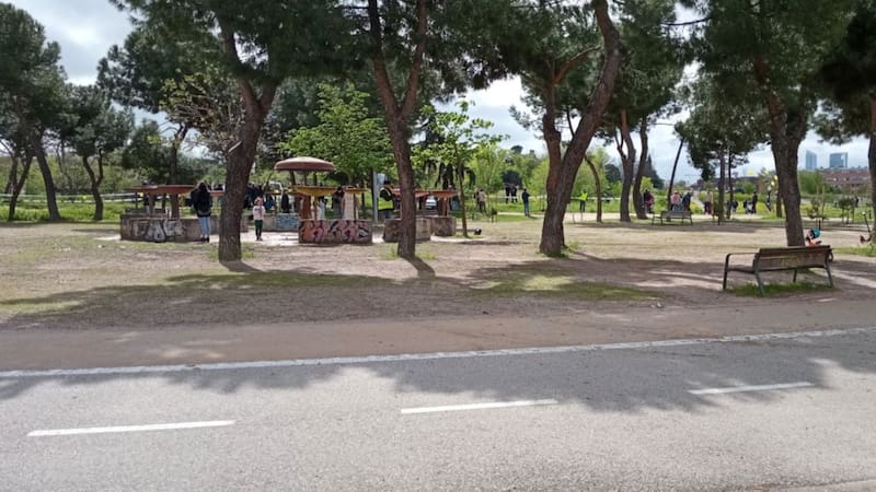 El Gobierno convertirá un espacio de la Ciudad con asentamientos ilegales en un parque con espacio verde para los vecinos. Foto: Parque de Montecarmelo