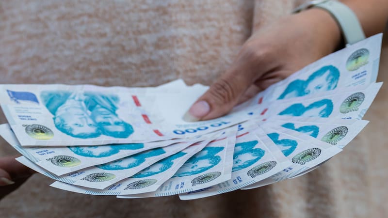 ANSES actualizó los montos y topes de las asignaciones familiares para octubre de 2026. (Fuente: Shutterstock).