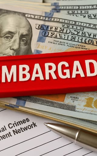 Ya es oficial | El Gobierno embarga cuentas bancarias y suspende salarios de quienes no cumplan con esta condición