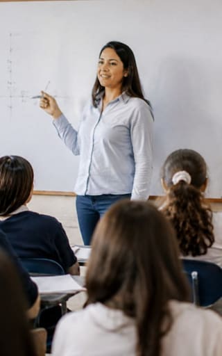 El Gobierno oficializó nuevas vacantes en colegios de todo el país: contratarán a más de 26.000 profesores