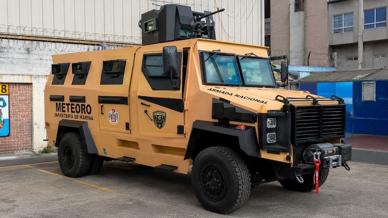 El Gobierno recibió blindados 4x4 fabricados en el país para la defensa nacional: recorrerán los municipios más inseguros