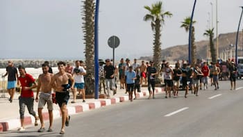 El Gobierno de España confirma que la mayoría de los migrantes serán devueltos a Marruecos, pero deberán cumplir la ley