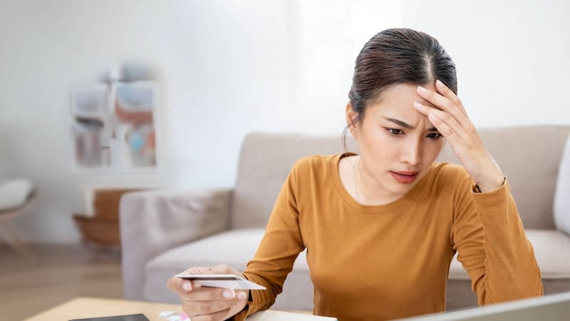 Cuando muere el titular de una cuenta bancaria, ¿qué deben realizar los familiares para no pagar sanciones y multas? Fuente: Shutterstock