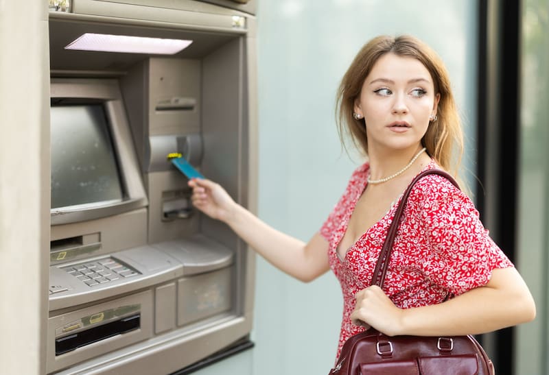 En Colombia se sitúan límites al retiro de efectivo por seguridad de los usuarios (Fuente: archivo).