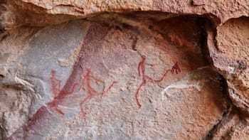 Hallan una cueva creada artificialmente durante la prehistoria y el mensaje en su interior cambia la historia para siempre