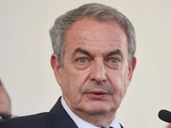 El juez rechaza anular la investigación a Zapatero por presentarse fuera de plazo y mantiene el registro donde aparecieron las joyas