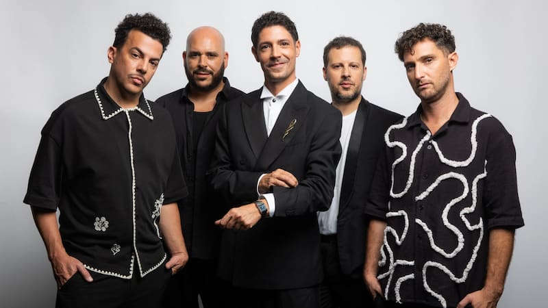 El nuevo trabajo reúne diez canciones que profundizan la identidad artística construida por la banda a lo largo de los últimos años.