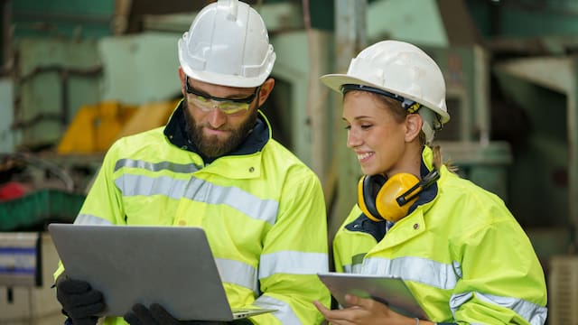El mercado laboral rompe la barrera de los 22,4 millones de afiliados: tres de cada cuatro empleos creados son por extranjeros