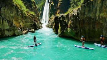 Este Pueblo Mágico tiene una playa de río color turquesa que parece del Caribe: tiene pocos turistas y es ideal hacer deportes extremos