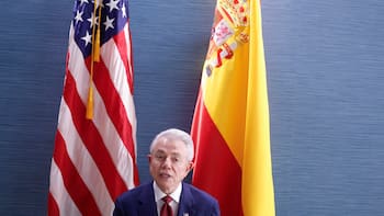 El nuevo embajador de Estados Unidos en España es cubano: el empresario que migró con cinco dólares presionará a Sánchez por el 5% en Defensa