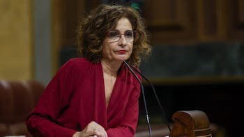 El nuevo modelo de financiación de Montero choca con la oposición del PP, Junts y varias comunidades