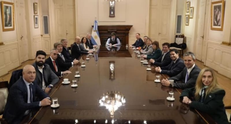 El oficialismo busca ampliar acuerdos de cara al proceso electoral.