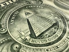 Cómo doblar el billete de un dólar para atraer más dinero y buena fortuna: el ojo que todo lo ve