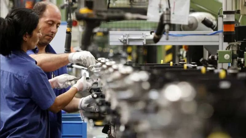 El Poder Ejecutivo extendió hasta fines del año próximo una ayuda para microempresas que les permite usar parte del impuesto al cheque para reducir aportes patronales al sistema jubilatorio.