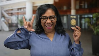 Pasaporte mexicano negro: quiénes pueden acceder a este poderoso documento, “la llave del mundo