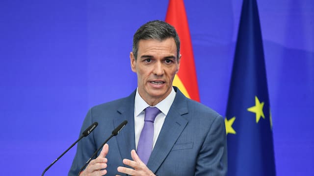 Pedro Sánchez carga contra el ático de Ayuso: “Se ha comprado un aticazo con la pasta de los madrileños”
