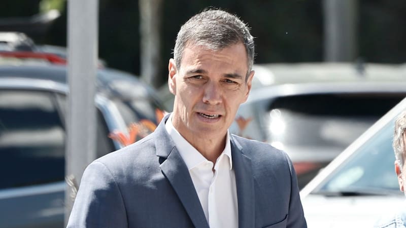 El PP le advierte a Pedro Sánchez que “tiene los días contados” como presidente y que su Gobierno “vive en los minutos de la basura”